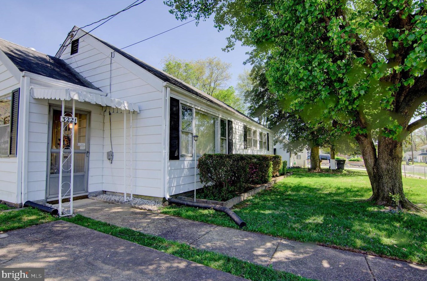 3221 Wayne Rd, Falls Church, VA 22042
