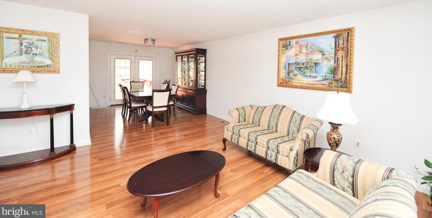6764 Blanche Dr, Lorton, VA 22079