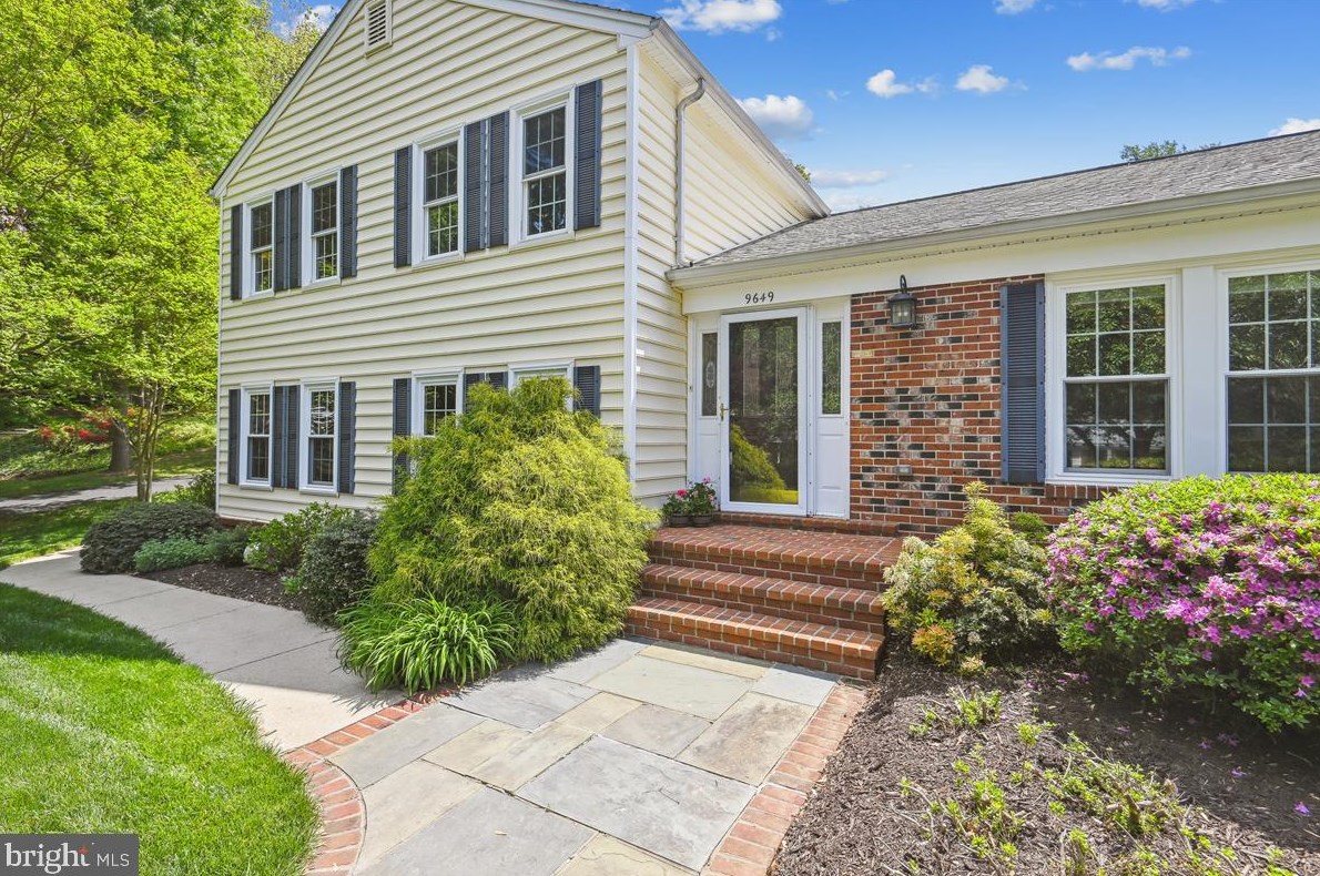 9649 Boyett Ct, Fairfax, VA 22032-2829