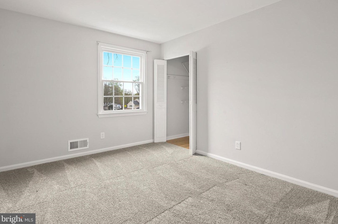 5110 Sideburn Rd, Fairfax VA  22032-2638 exterior