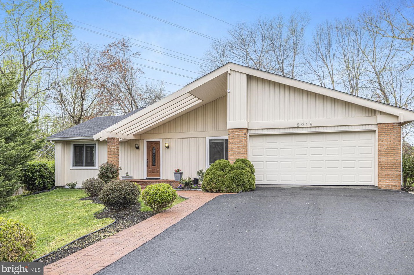 5915 Hall St, Springfield, VA 22152