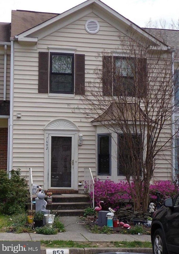7602 Southern Oak Dr, Springfield, VA 22153