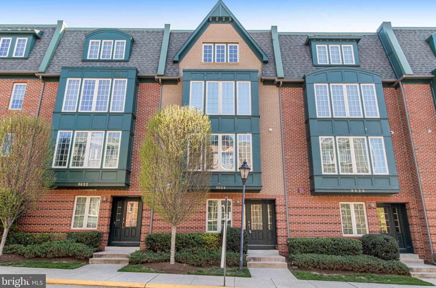 9624 Black Maple Dr, Fairfax, VA 22031-5407