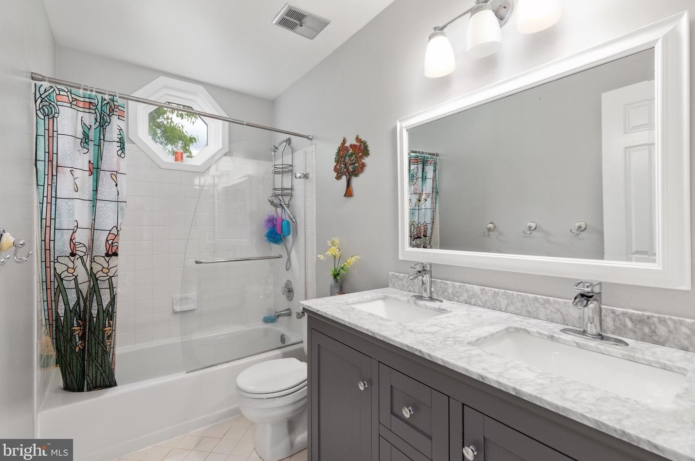 10300 Dunn Meadow Rd, Vienna VA  22182-1361 exterior