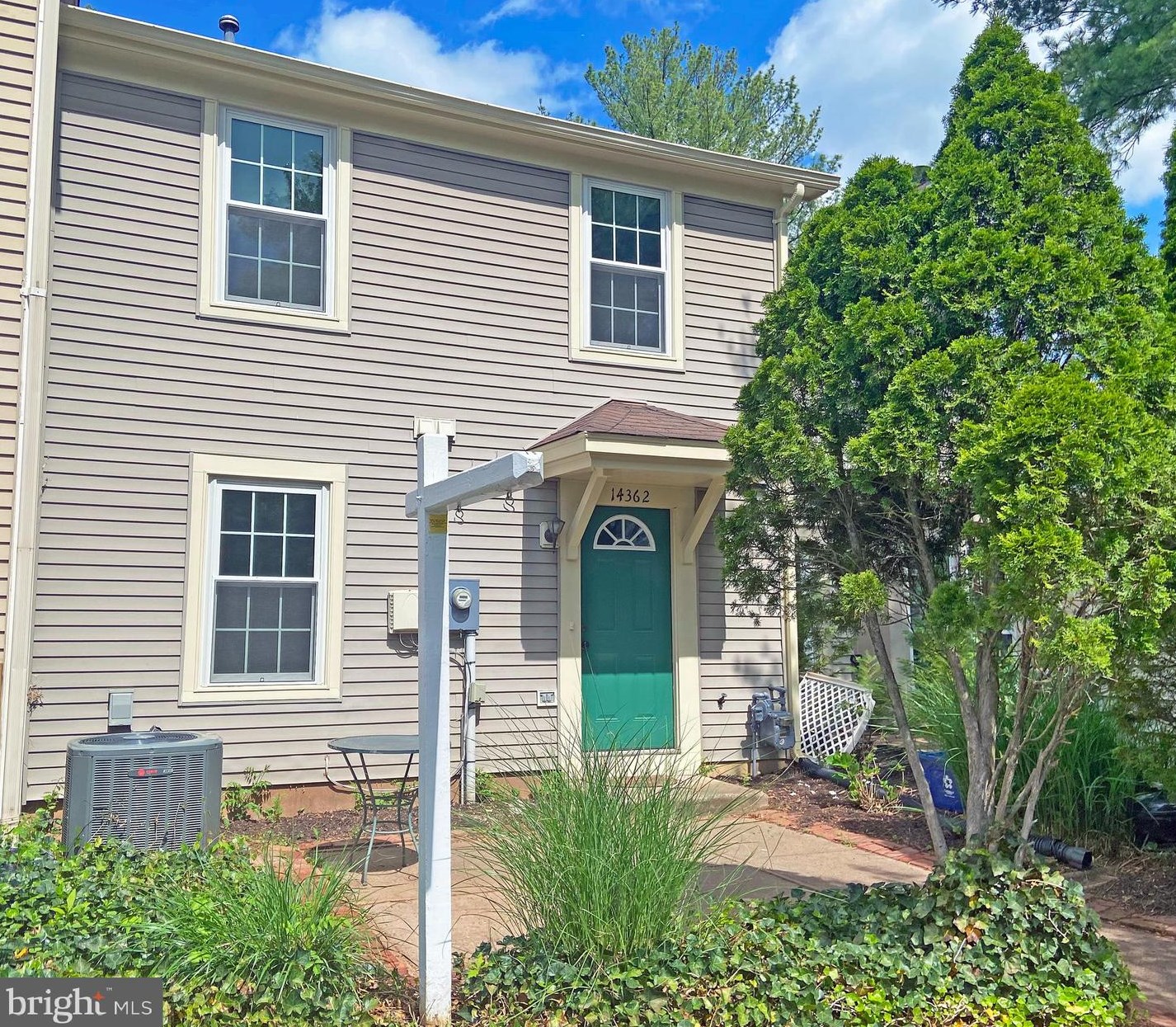 14362 Havener House Ct, Centreville, VA 20120-3204