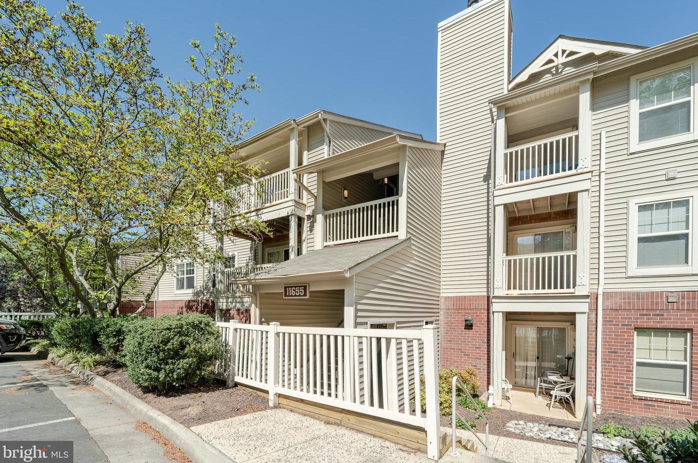 11655 Chesterfield Ct #d, Herndon, VA 20190