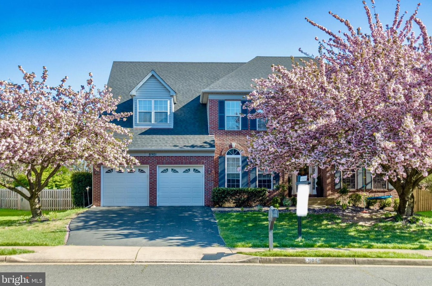 8901 Mountain Ash Dr, Springfield, VA 22153