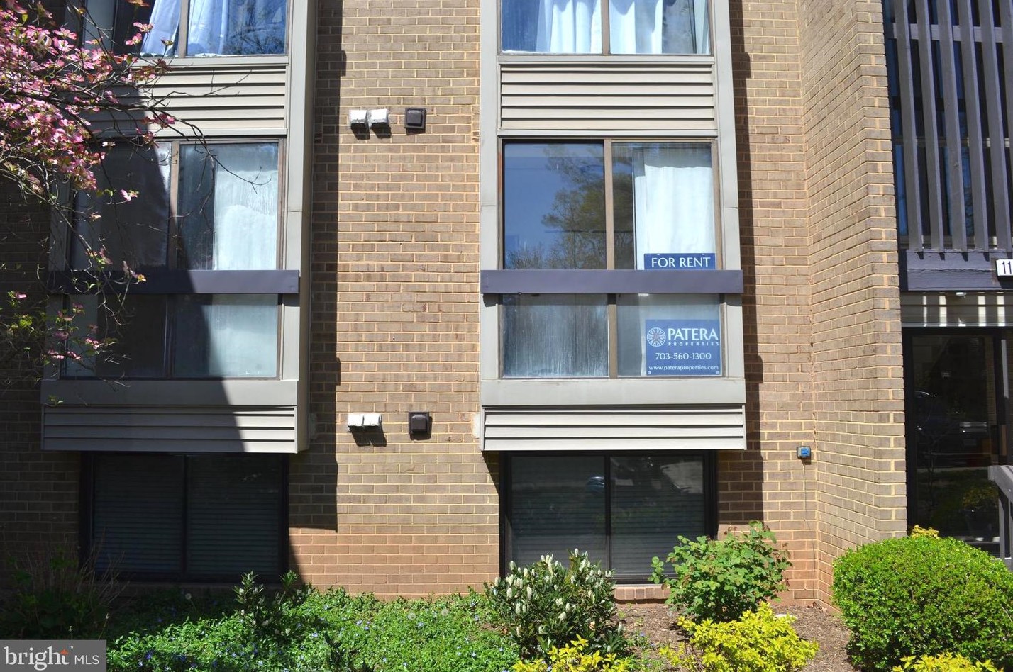 11614 Ivystone Ct Apt 200, Herndon, VA 20191