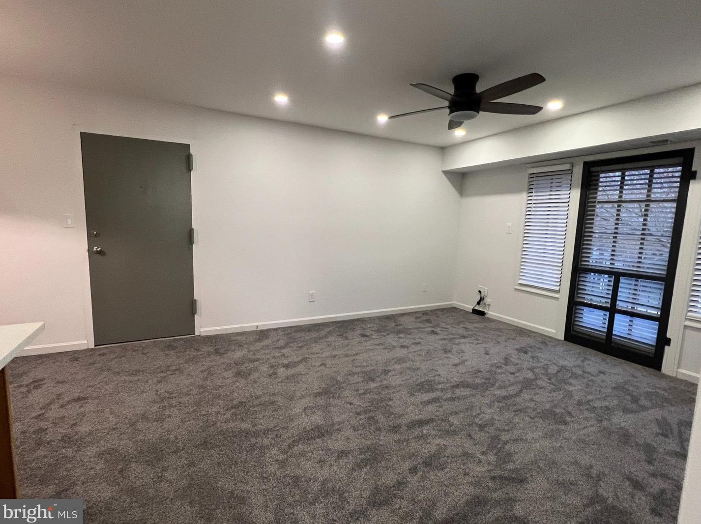 5900 Surrey Hill Pl #693, Springfield, VA 22152