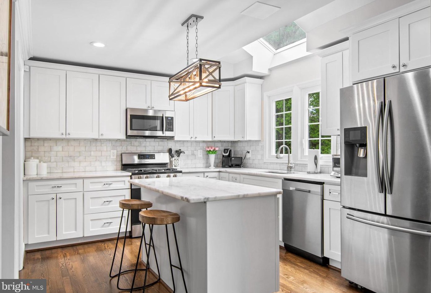 12112 Fairfax Hunt Rd, Fairfax, VA 22030-5943