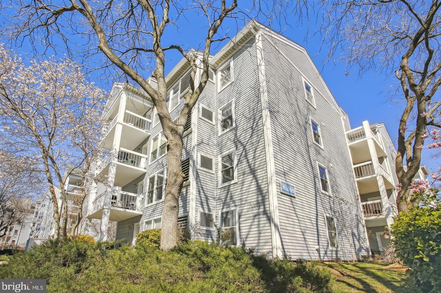 10248 Appalachian Cir #1-b6, Vienna, VA 22124