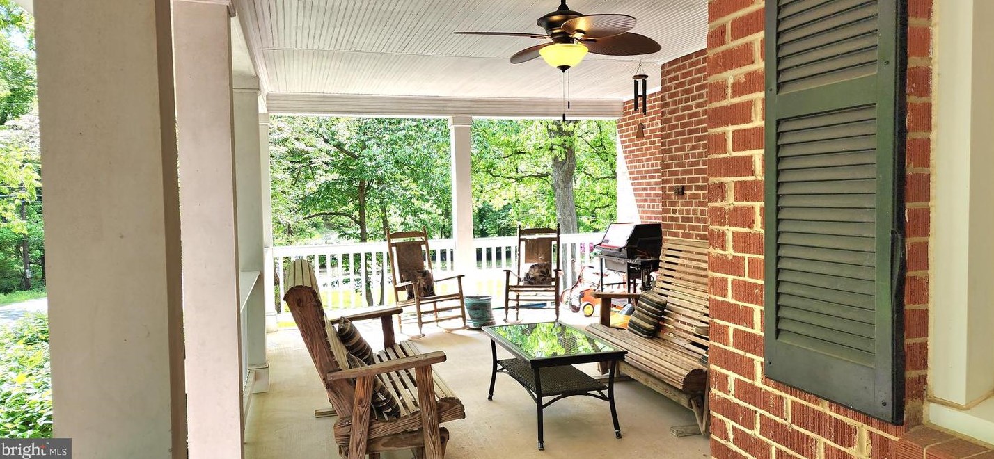 6534 Spring Rd, Springfield, VA 22150