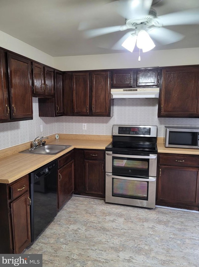 5810 First Landing Way #124, Springfield, VA