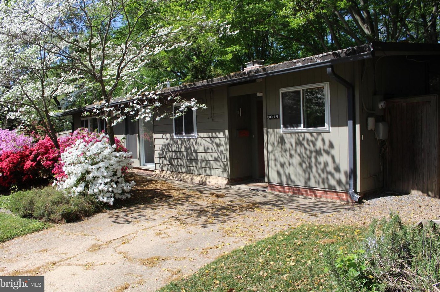 3014 Cedar Hill Rd, Falls Church, VA 22042