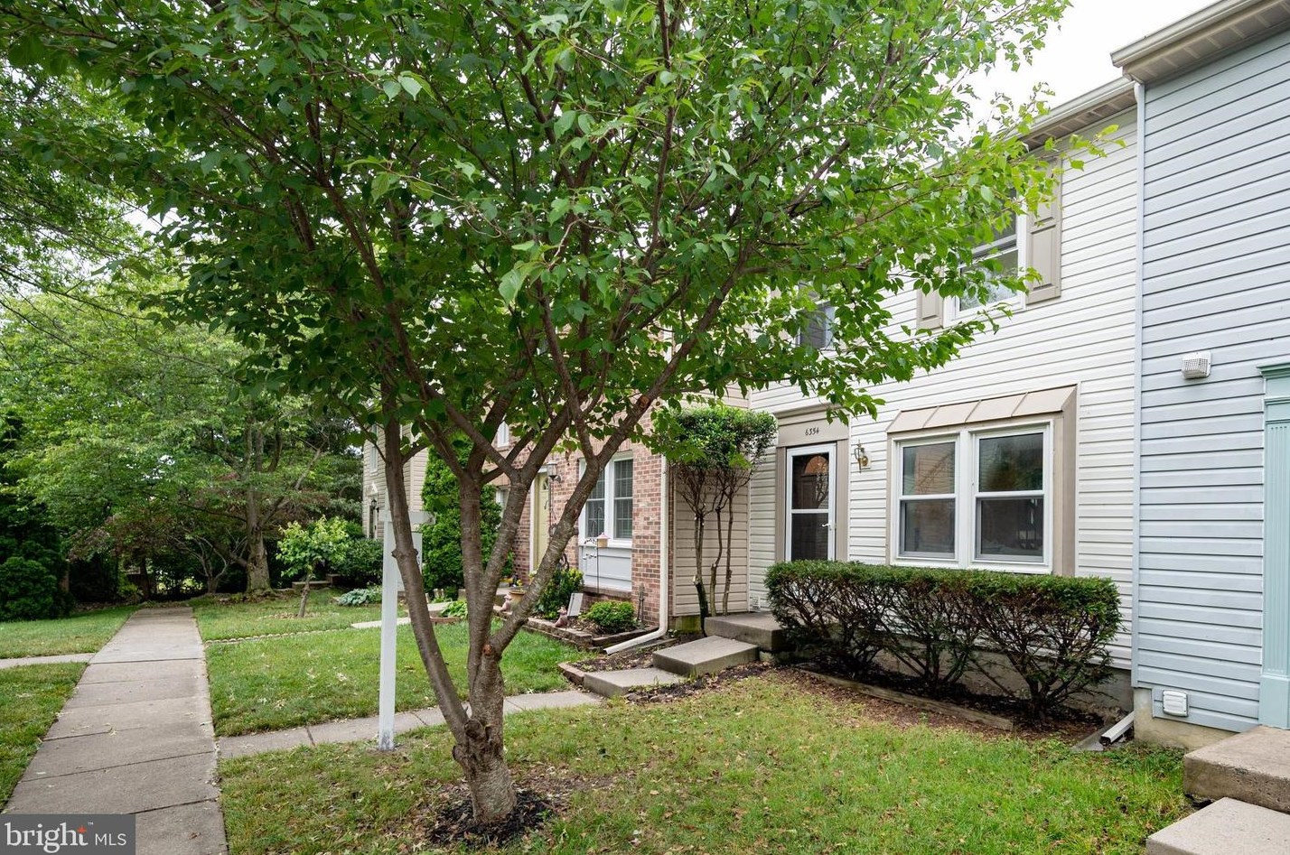 6354 Generals Ct, Centreville, VA 20121