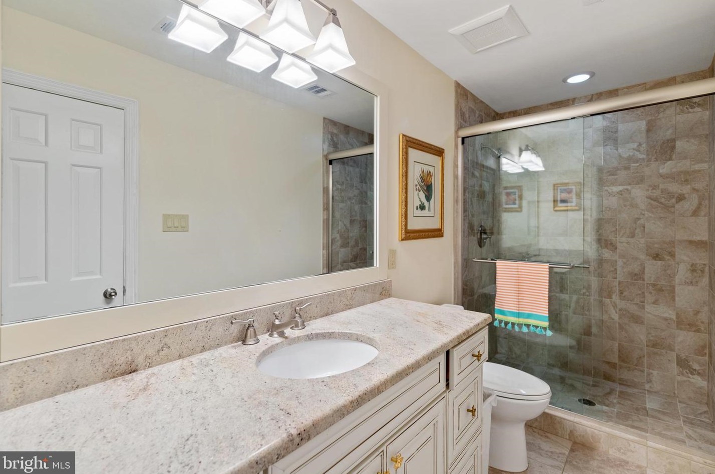 8751 Brook Rd, Mc Lean VA  22102-1507 exterior