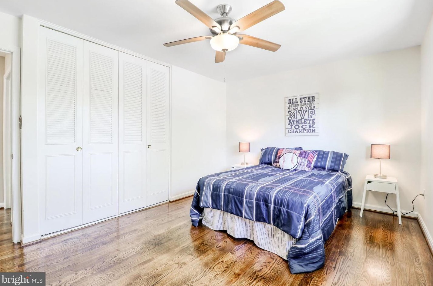 5502 Kings Park Dr, Springfield VA  22151-1106 exterior