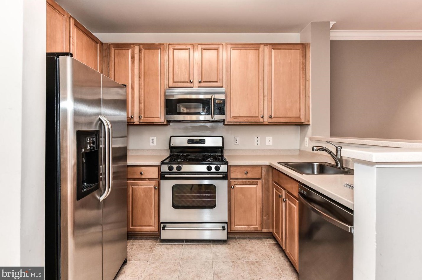 12001 Market St #137, Herndon, VA 20190