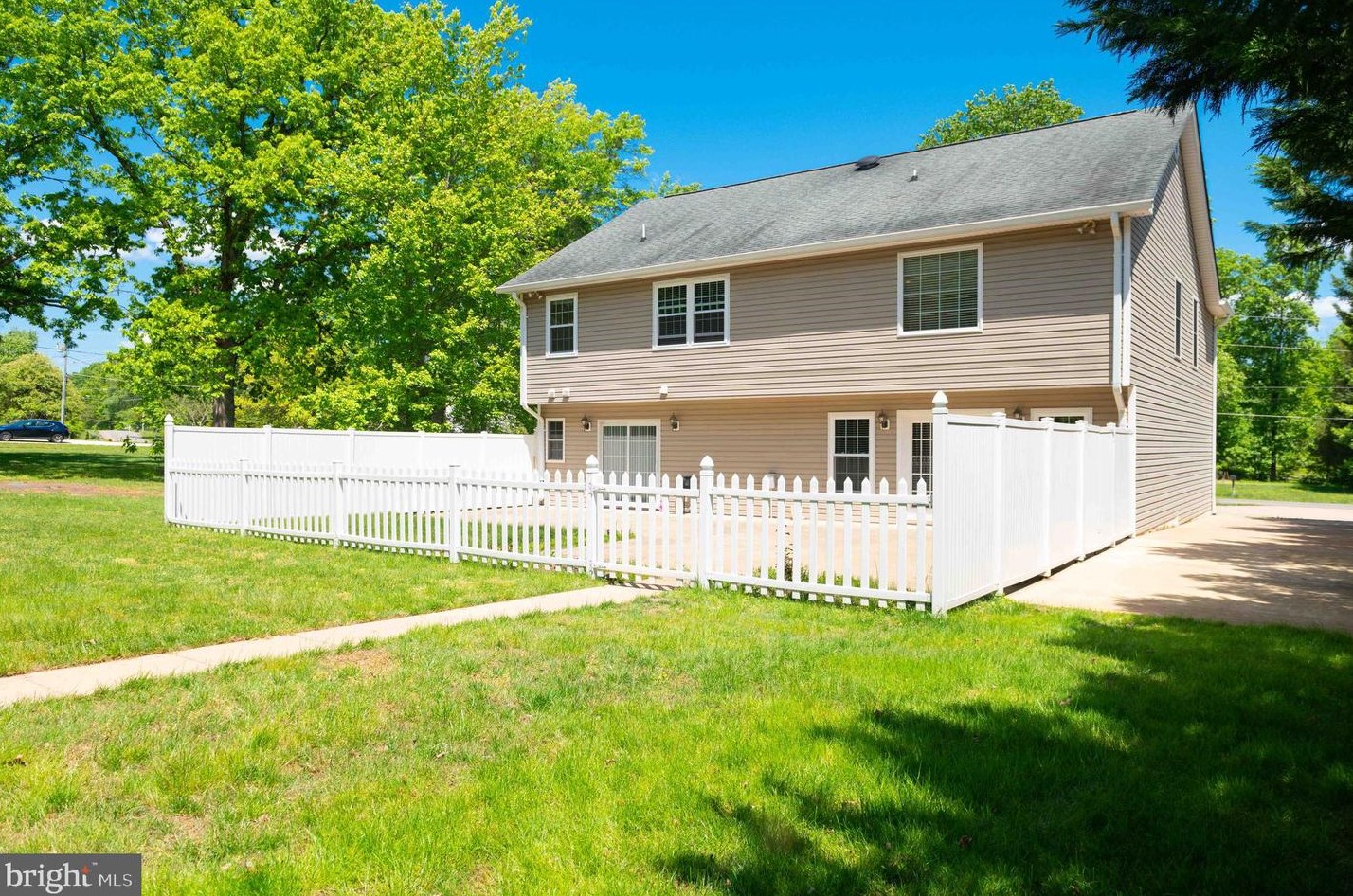 5438 Ruby Dr, Fairfax VA  22030-6338 exterior