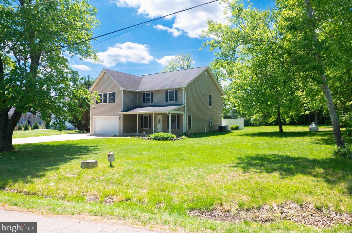 5438 Ruby Dr, Fairfax VA  22030-6338 exterior