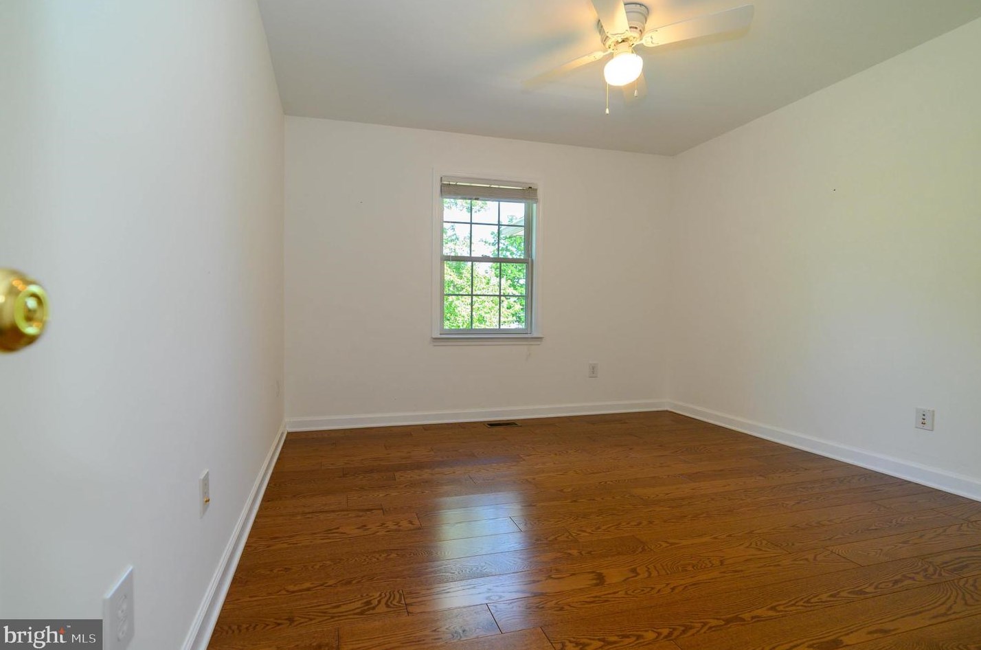 5438 Ruby Dr, Fairfax VA  22030-6338 exterior