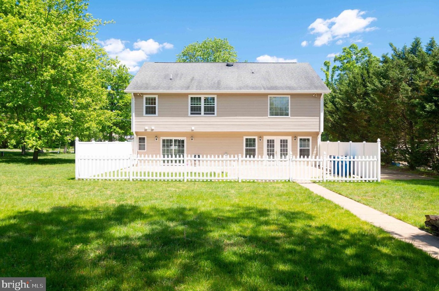 5438 Ruby Dr, Fairfax VA  22030-6338 exterior