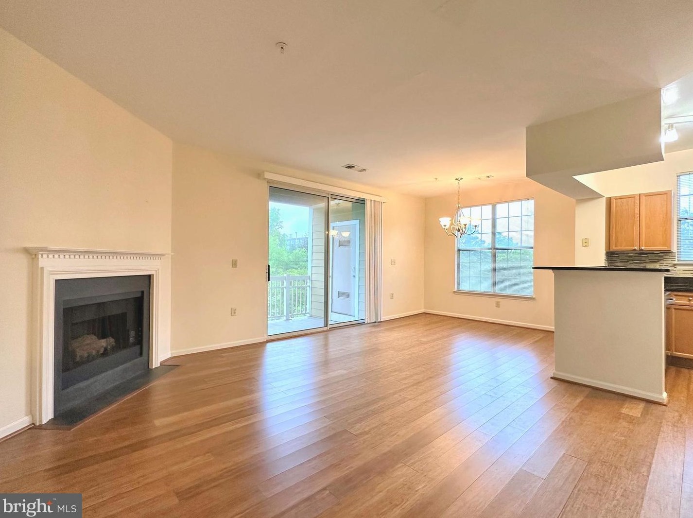 2111 Highcourt Ln Apt 304, Herndon, VA 20170