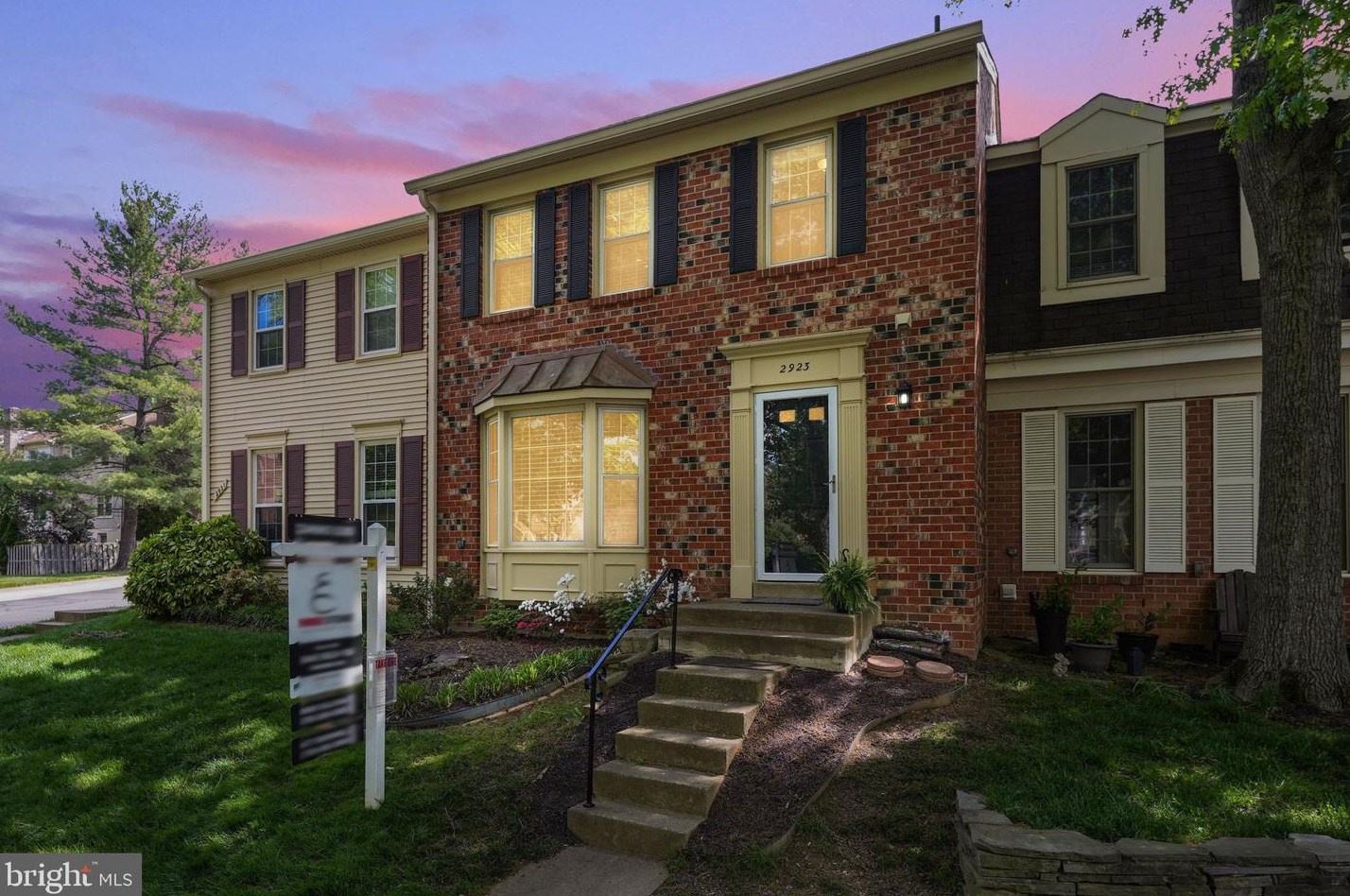 2923 Vlg Spg Ln, Vienna VA 22181-6112 exterior