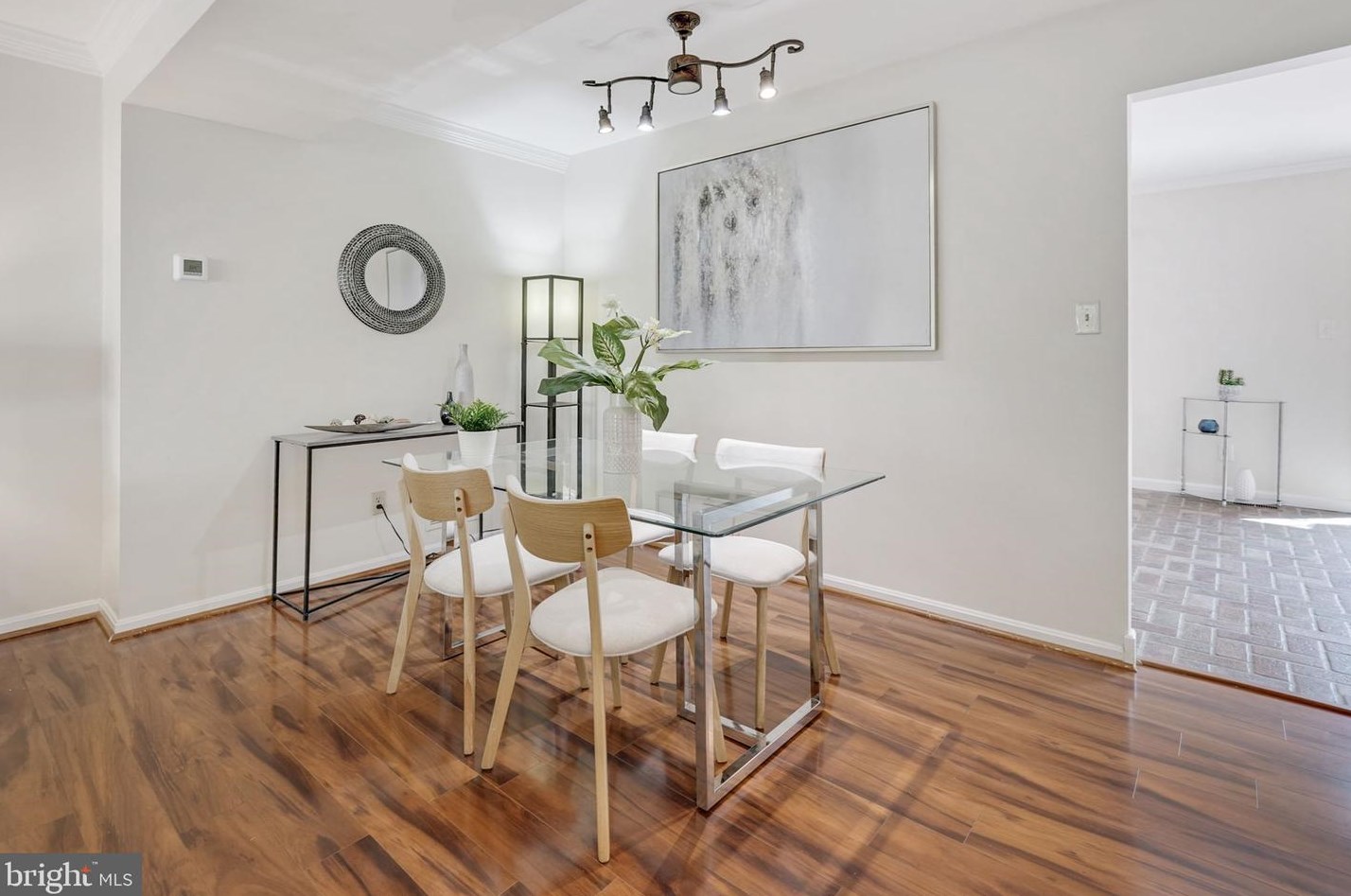 2923 Vlg Spg Ln, Vienna VA 22181-6112 exterior