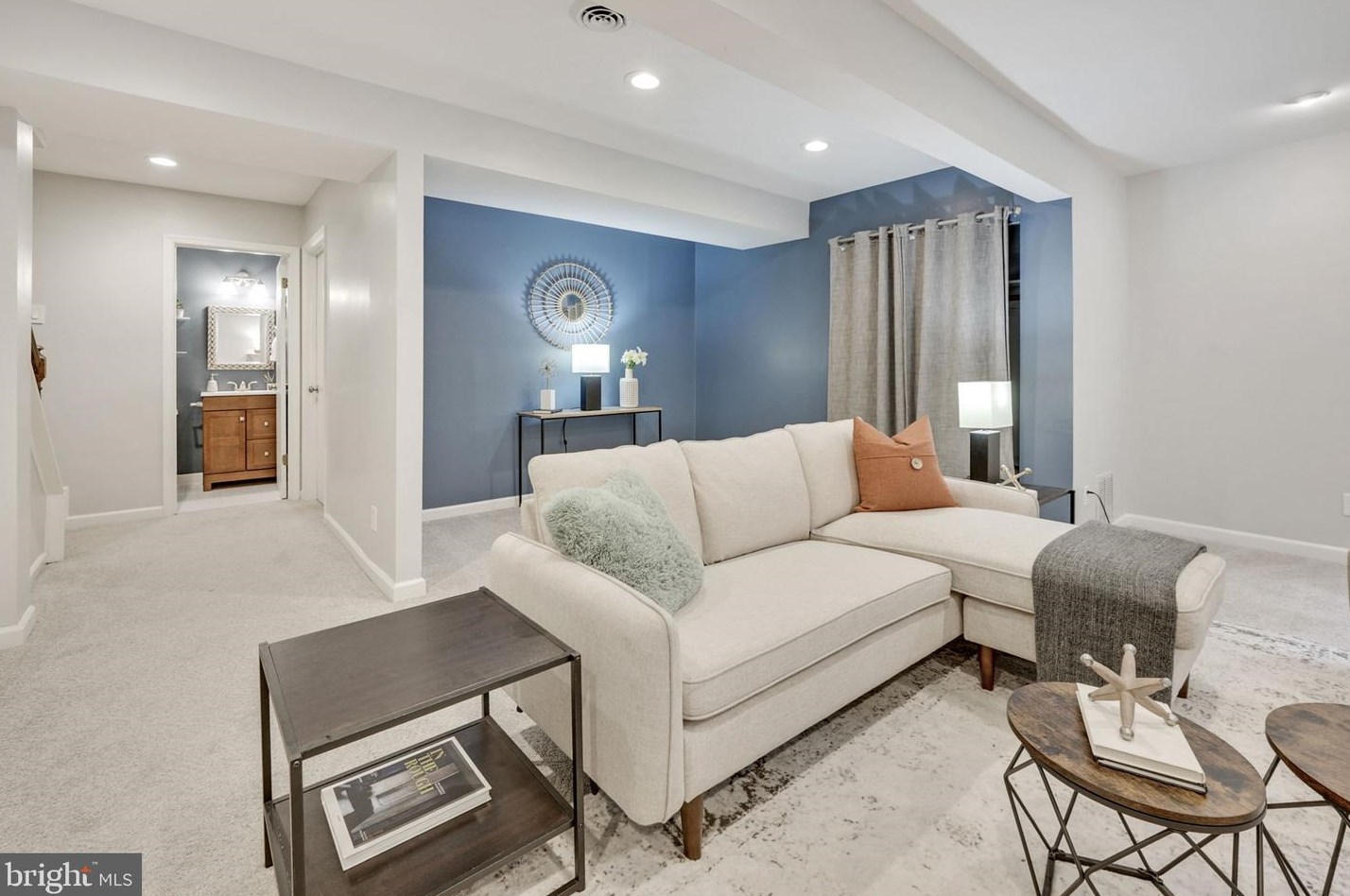 2923 Vlg Spg Ln, Vienna VA 22181-6112 exterior