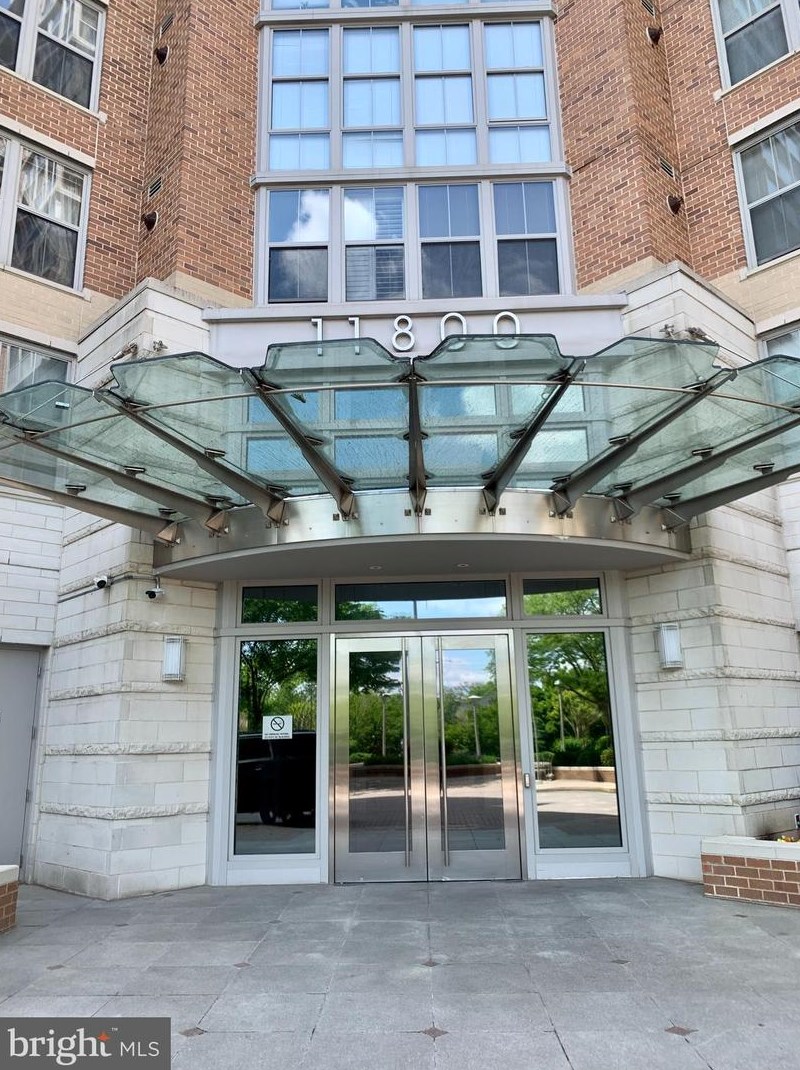11800 Sunset Hills Rd #116, Herndon, VA 20190