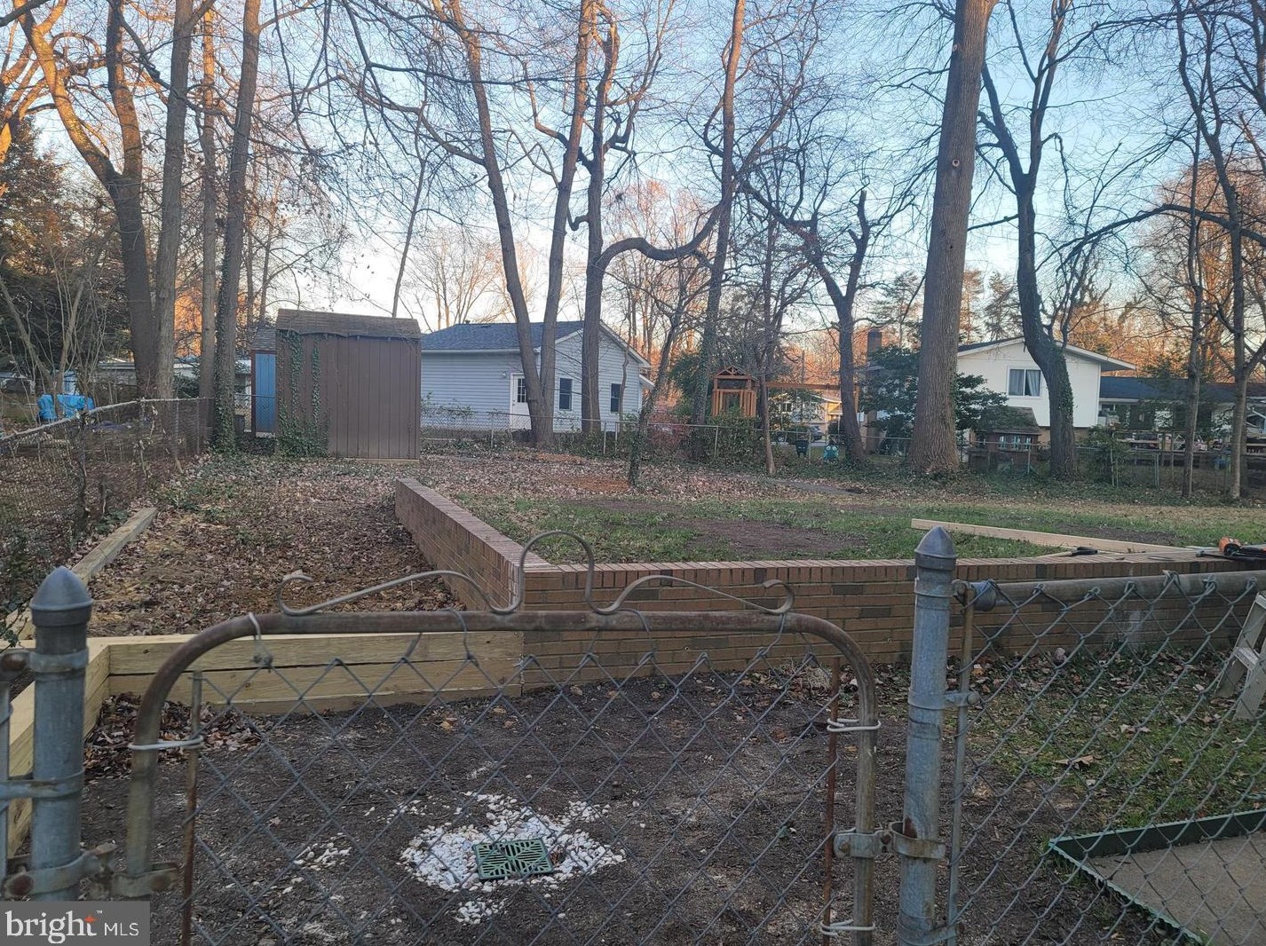 11104 Del Rio Dr, Fairfax, VA 22030-5339