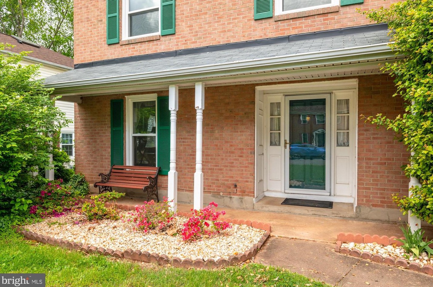 13612 Ellendale Dr, Fairfax, VA 20151-2733