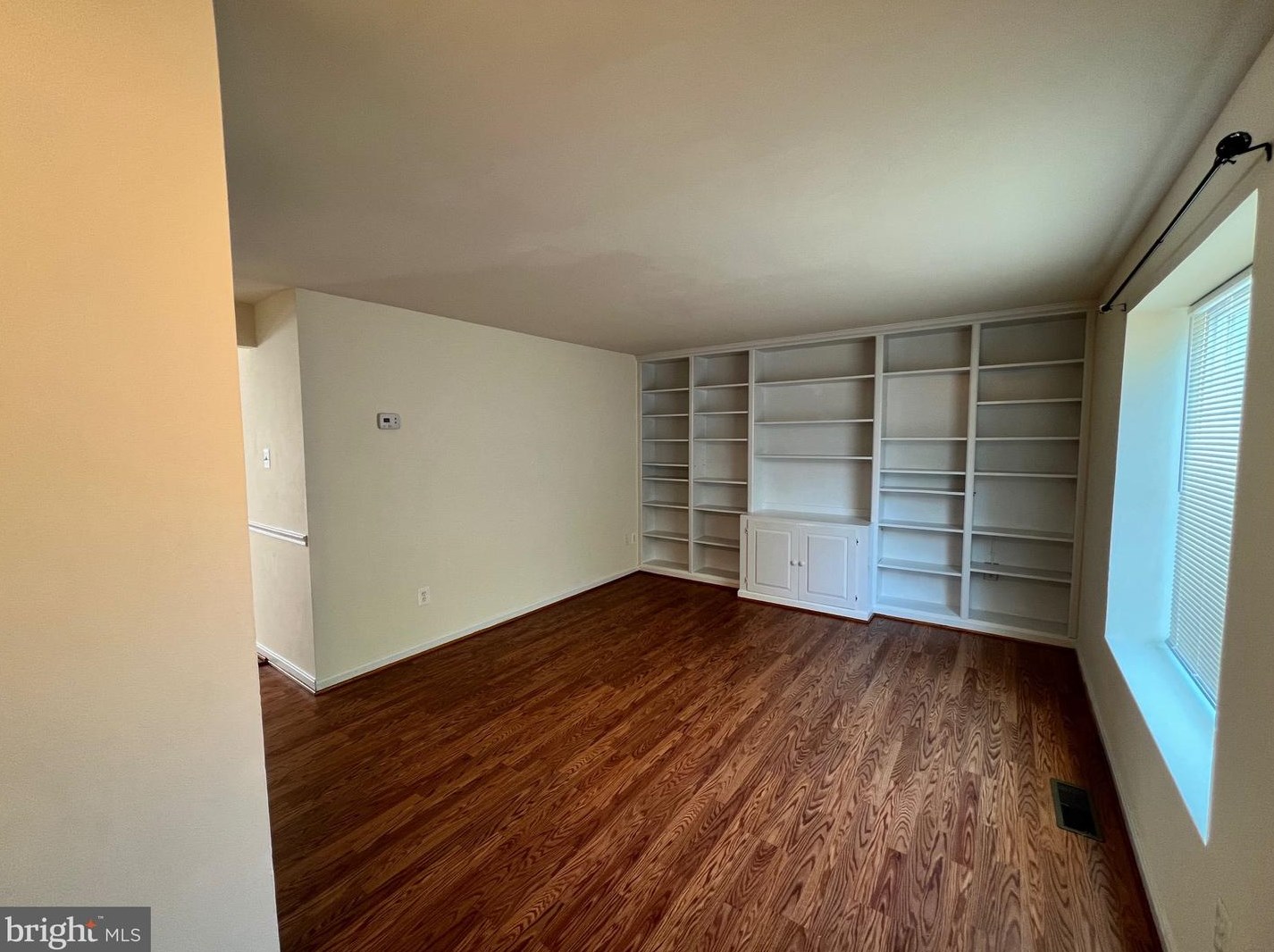 2922 Amberleigh Way, Fairfax, VA 22031