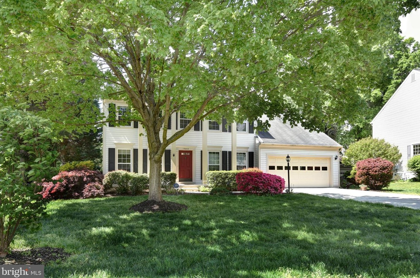 13043 Farthingale Dr, Herndon, VA 20171