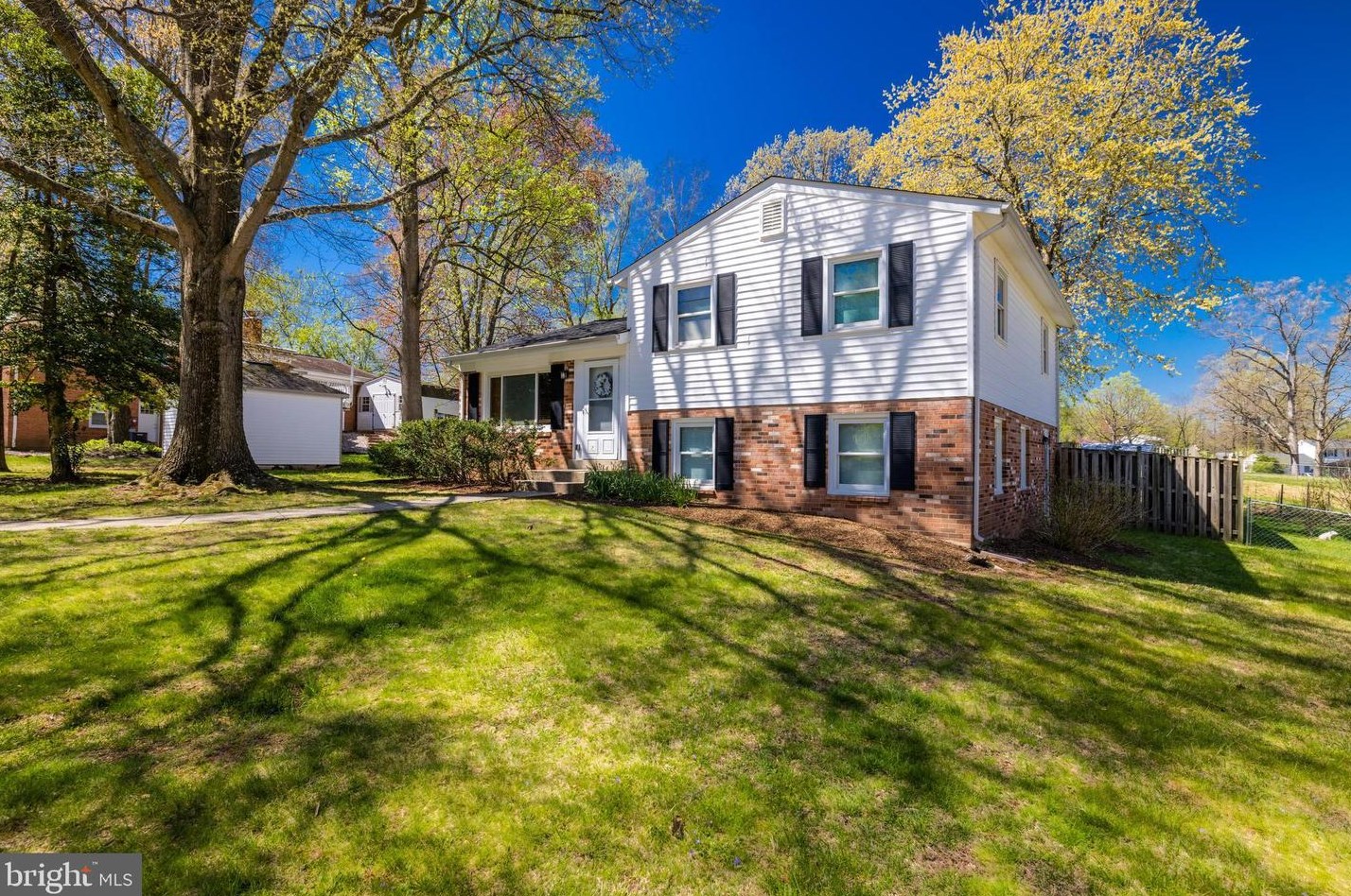 4504 Flushing Ct, Fairfax, VA 20151-2701
