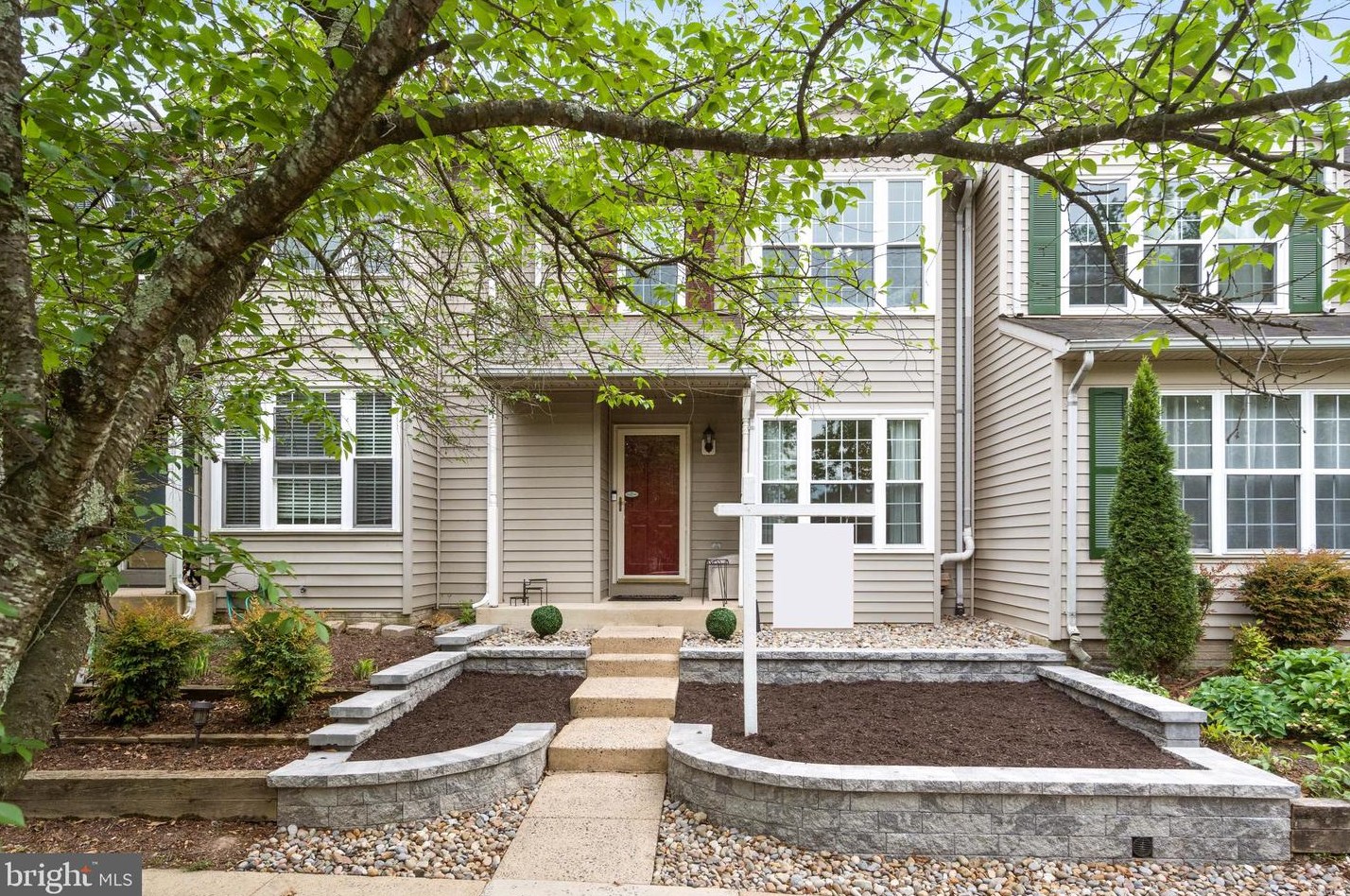 5621 Gosling Dr, Clifton, VA 20124