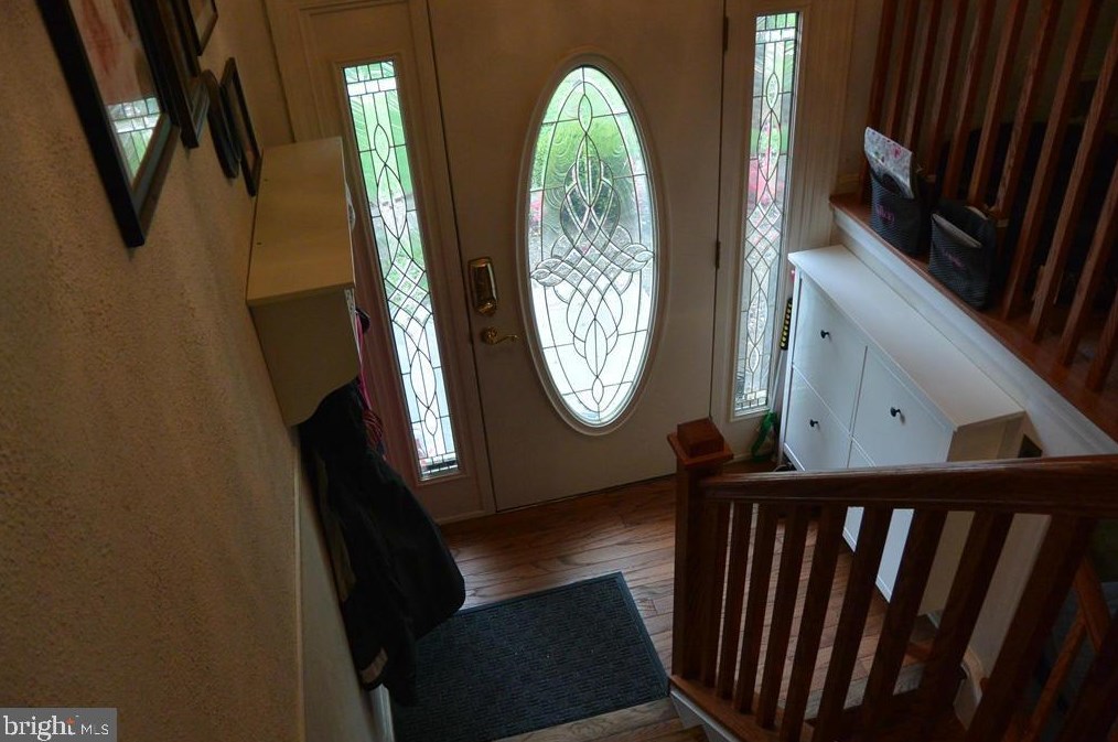 7222 Ashview Dr, Springfield, VA 22153
