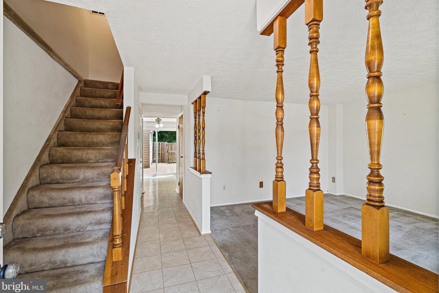 8163 Willowdale Ct, Springfield, VA 22153
