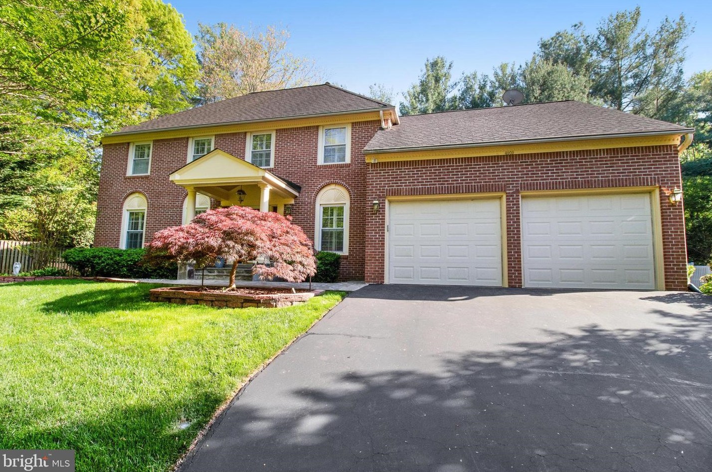 4909 Hollybrook Ln, Fairfax, VA 22032-2856