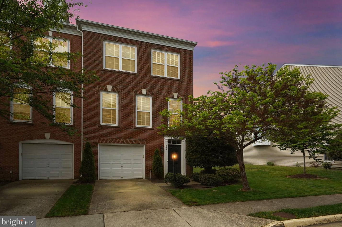 8231 Singleleaf Ln, Lorton, VA 22079