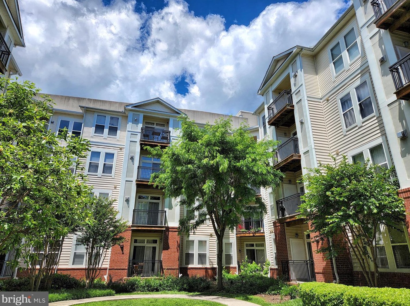 2665 Prosperity Ave #457, Fairfax, VA 22031