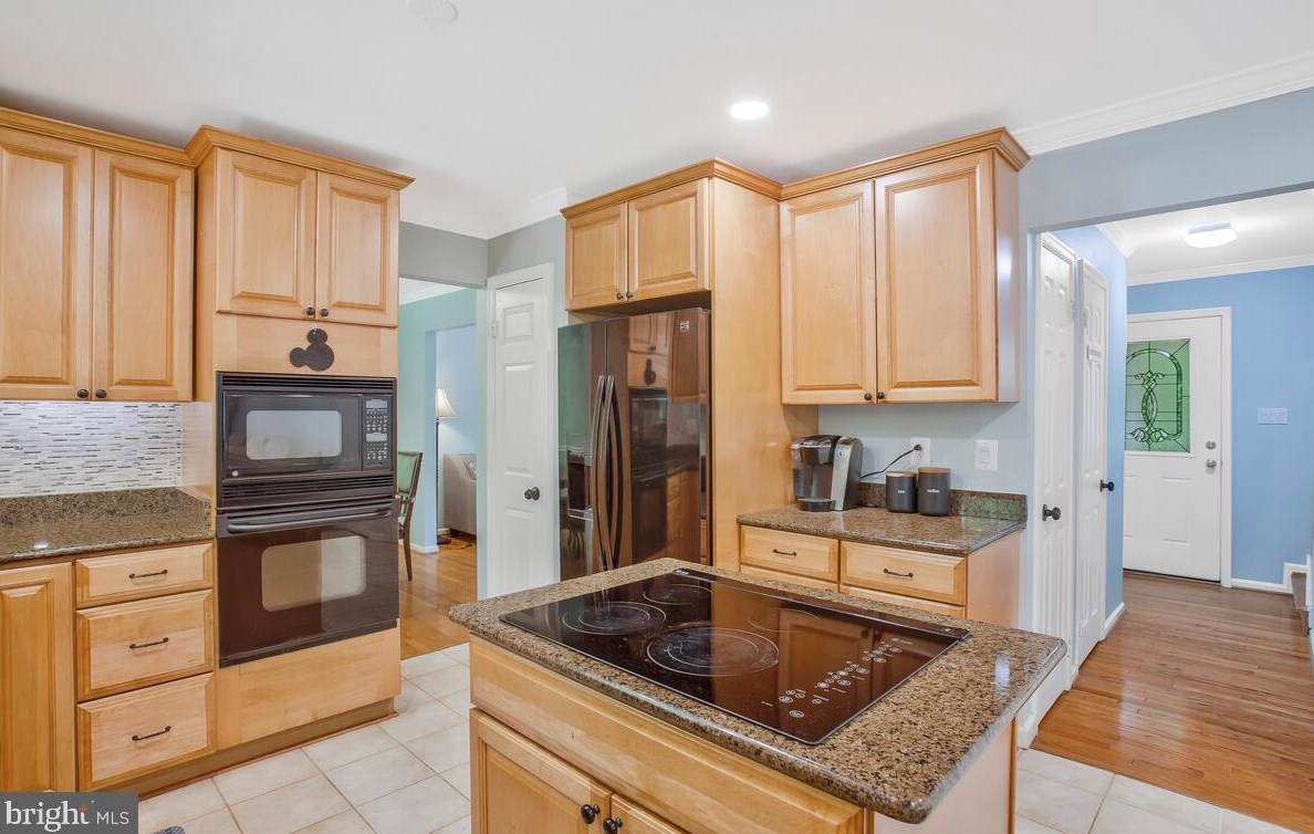 10420 Calumet Grove Dr, Fairfax VA  22032-3801 exterior