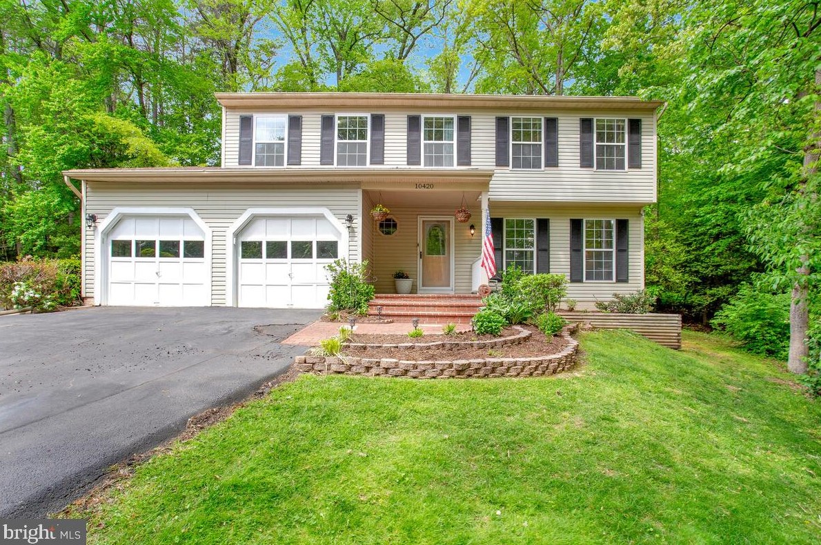 10420 Calumet Grove Dr, Fairfax, VA 22032