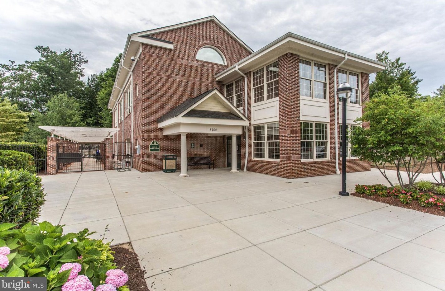 3922 Penderview Dr, Fairfax VA  22033-4709 exterior