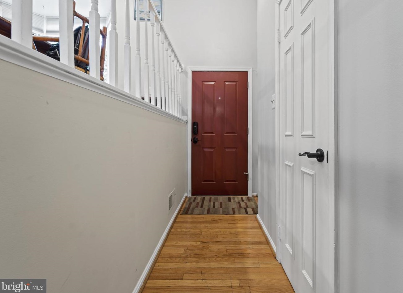 4501 Little River Run Dr, Annandale, VA 22003