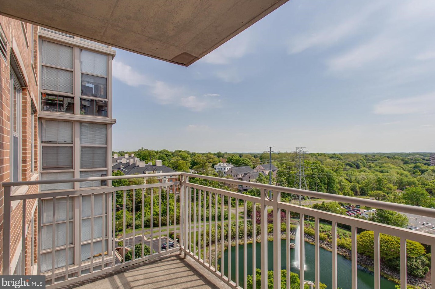 11800 Sunset Hills Rd #1003, Herndon, VA 20190