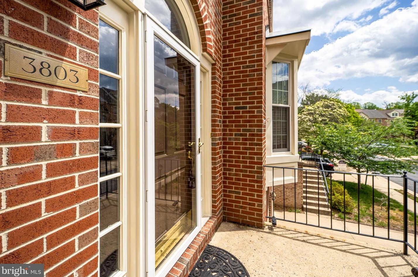 3803 Inverness Rd, Fairfax, VA 22033