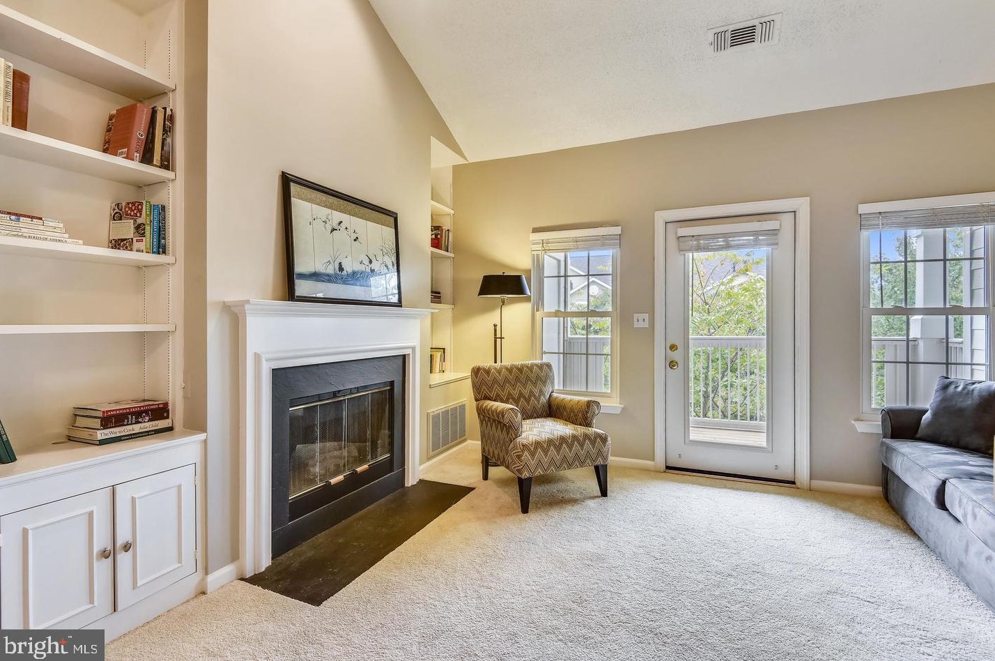 1712 Lake Shore Crest Dr #31, Herndon, VA 20190