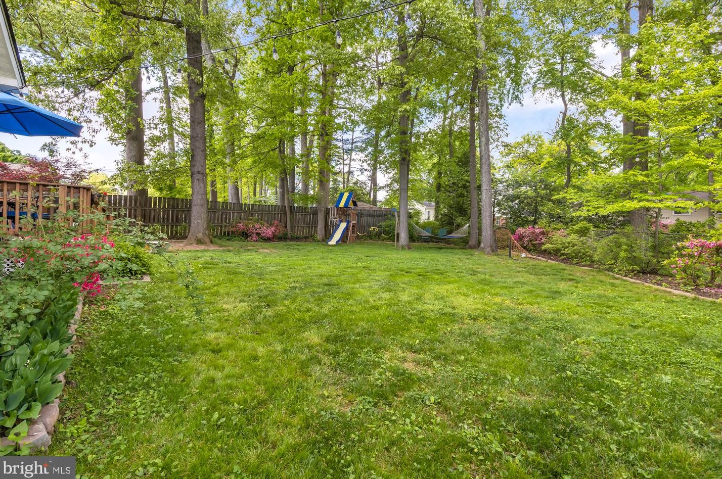 8502 Cottage St, Vienna, VA 22180